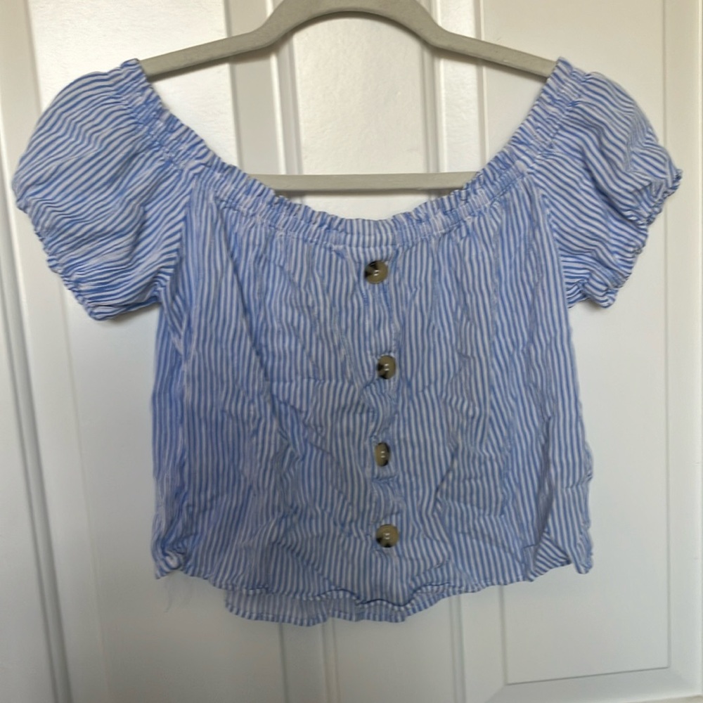 Blue striped flowy top
